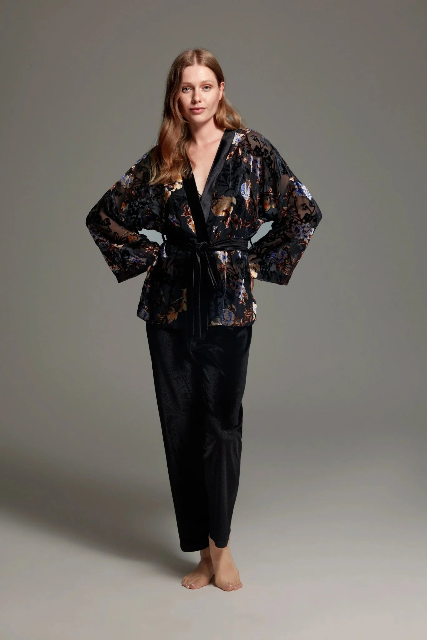 Belle Bonjour velvet devore three-piece lounge set in noir