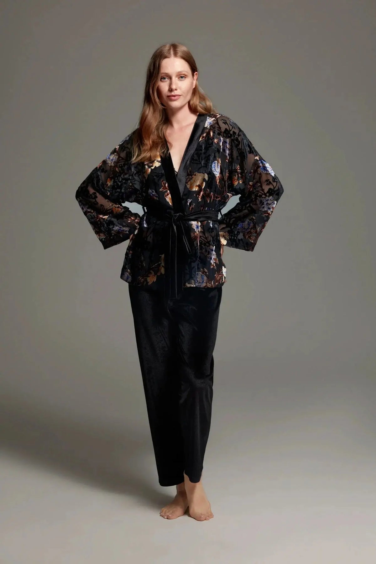 Belle Bonjour velvet devore three-piece lounge set in noir