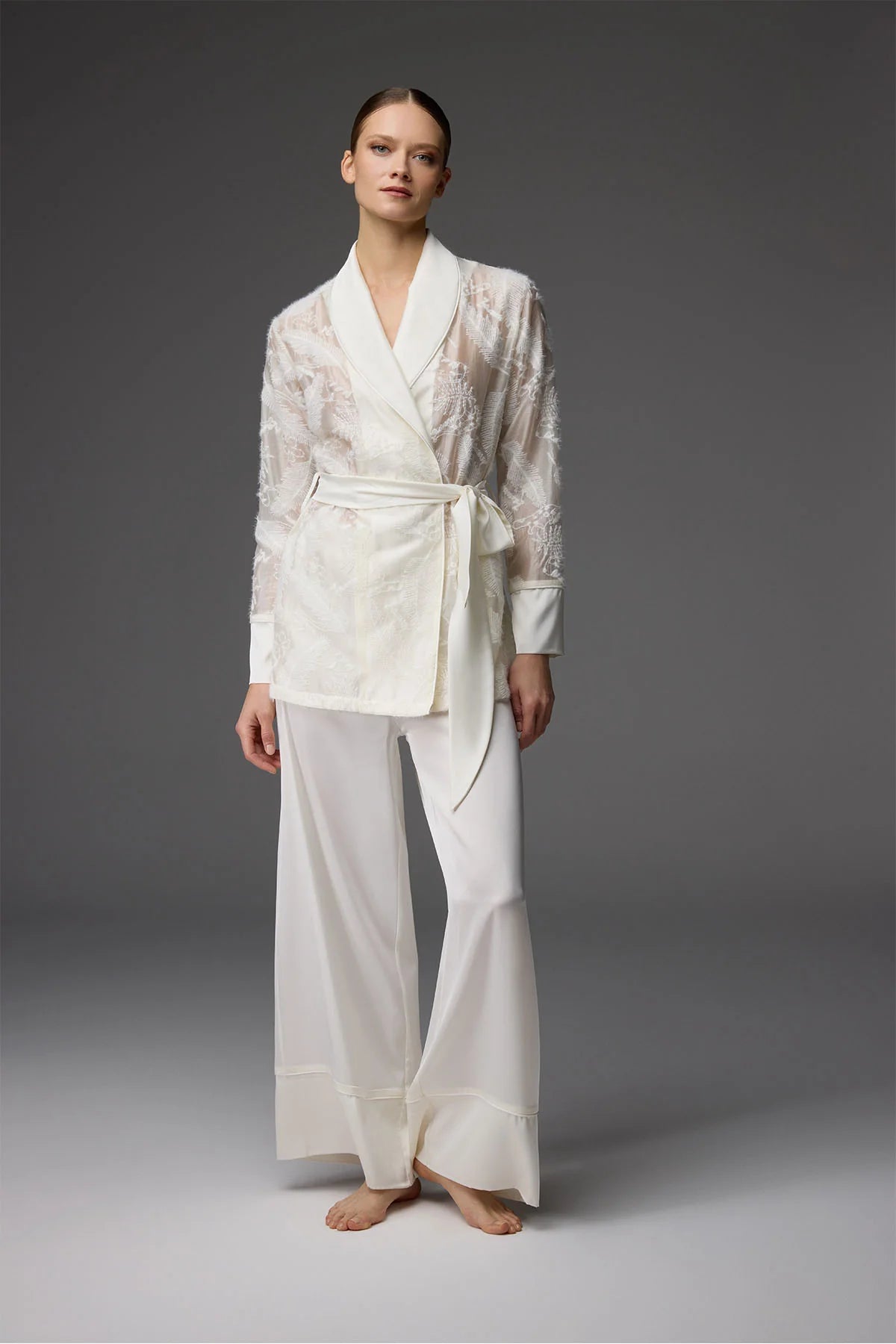 BM-1831 – Embroidered Tencel Fabric 6-Piece Bridal Set