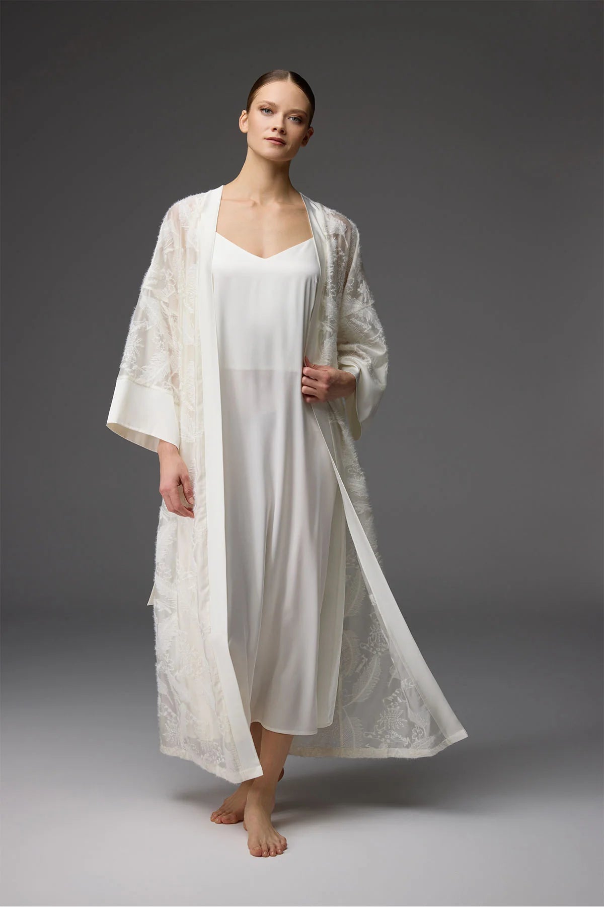 BM-1831 – Embroidered Tencel Fabric 6-Piece Bridal Set