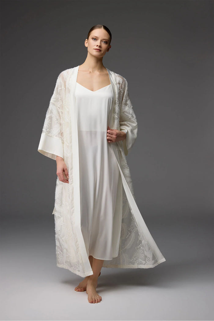 Ivory Tencel Embroidered Bridal Set BM-1831 – Embroidery Detail | Belle Bonjour UAE