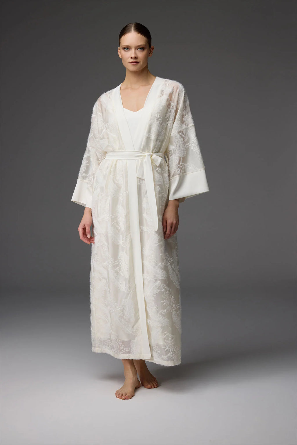 BM-1831 – Embroidered Tencel Fabric 6-Piece Bridal Set