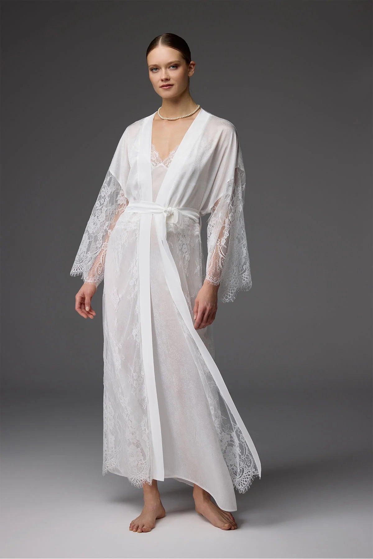 BM-1833 – Lace Detailed Jacquard 6-Piece Bridal Set