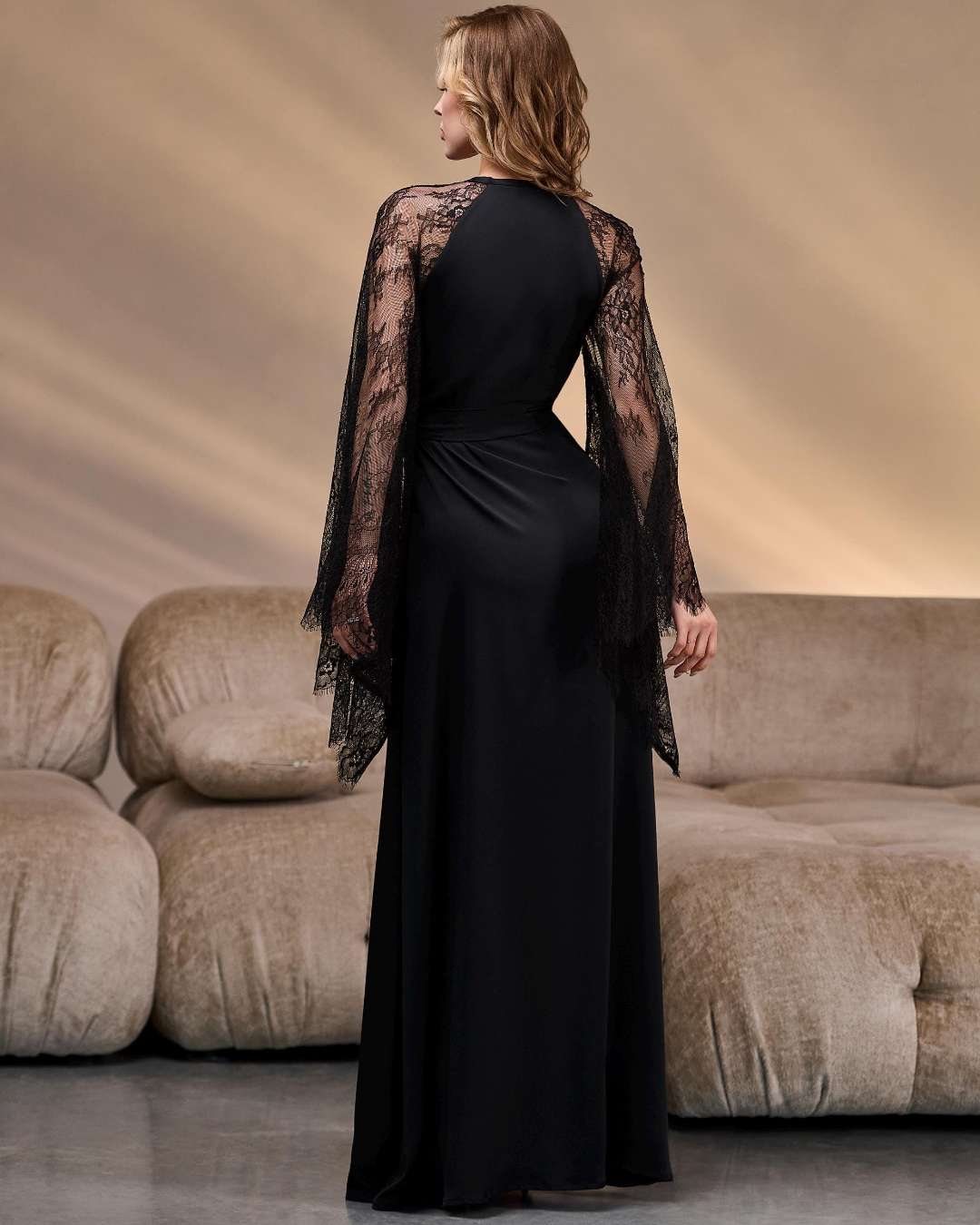 Back view black bridal robe lace