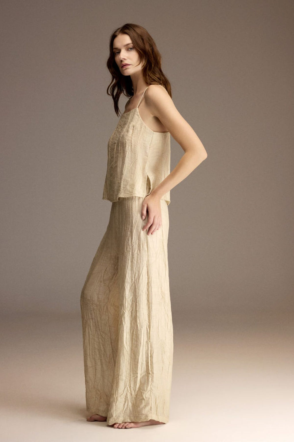 Sleeveless top and wide-leg trousers from the BM-1902 bamboo linen set — Belle Bonjour