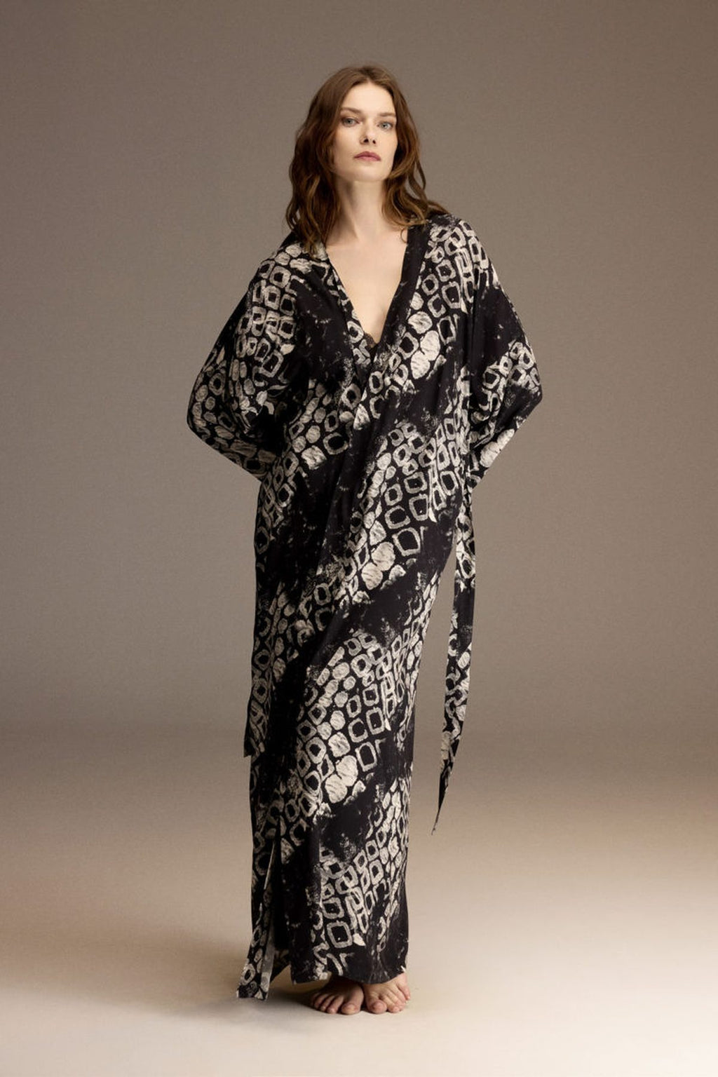 Full-length black printed robe with matching lace-trim nightgown — Belle Bonjour BM-1967