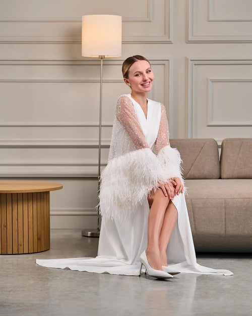 Ivory Ostrich Feather Bridal Robe – Feather Detail Close-Up | Belle Bonjour UAE