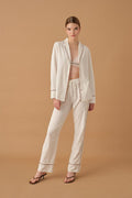 KYLIE printed viscose pyjama set – Ivory (1)