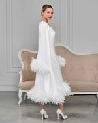 Elegant bridal robe set with feathers White – Made to Order