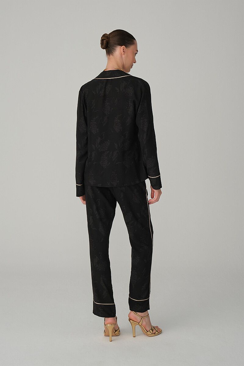 KYLIE printed viscose pyjama set – Black (4)