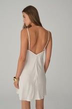 LEA vegan silk-satin nightgown & robe set – Ivory (7)